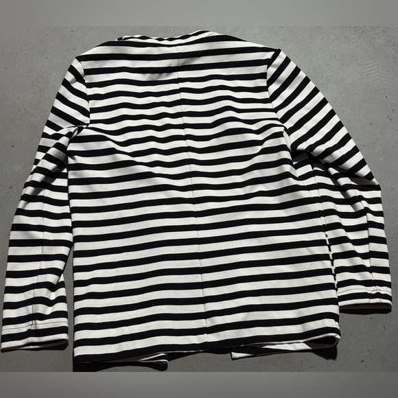 Serra Black and White Striped Cardigan - Picture 5 of 5